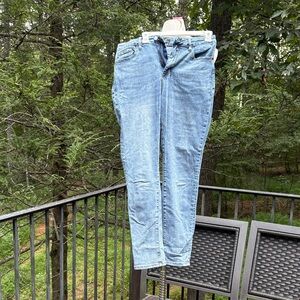 Judy Blue boyfriend fit Classic light Blue Denim Jeans sz 11/ 30